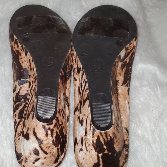 Vince Camuto S. 11 Leather  Leopard Design Wedge - Picture 7 of 9